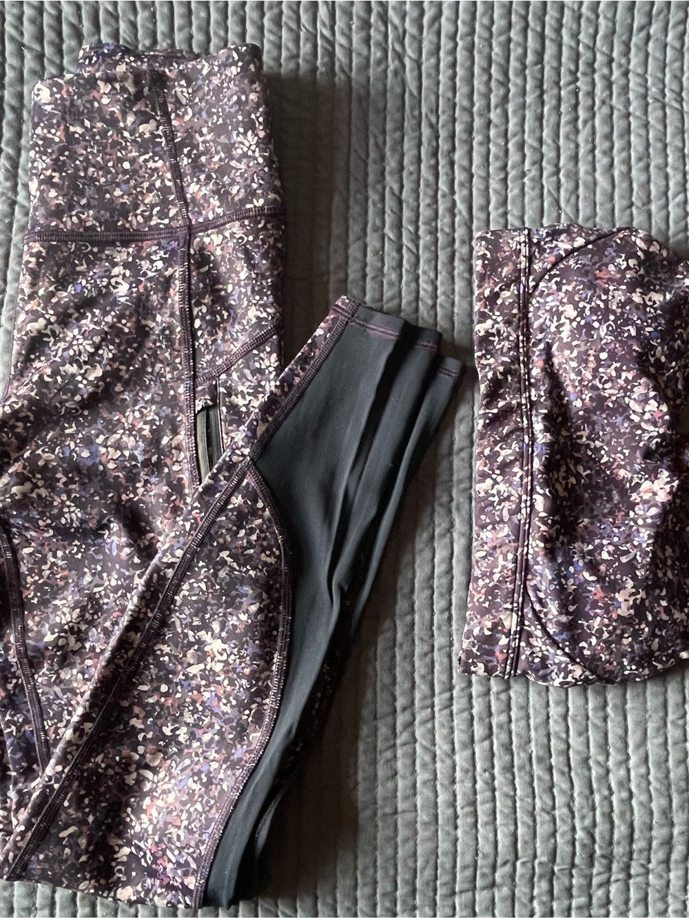 Athleta Purple Navy Color Floral-Print Leggings  XXS with Matching Sports Bra XS